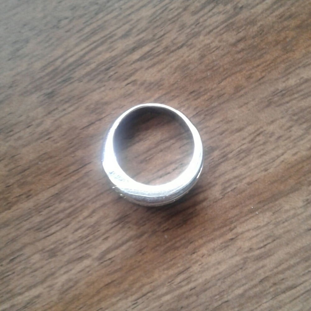 Rings - Picture 3 of 5